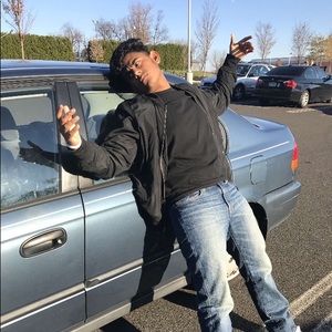 Meet your Posher, Justin